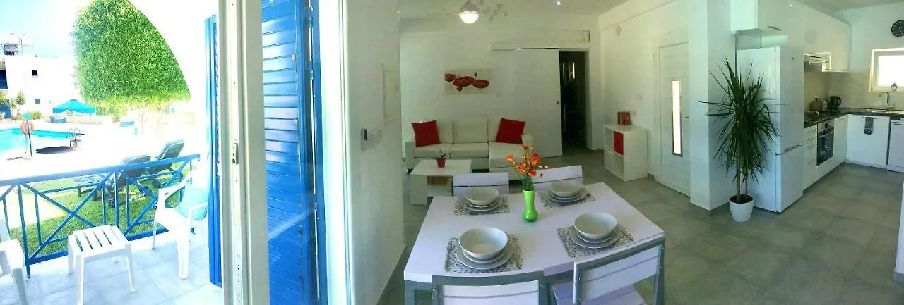 Sea Green Gardens Beach Complex 라르나카